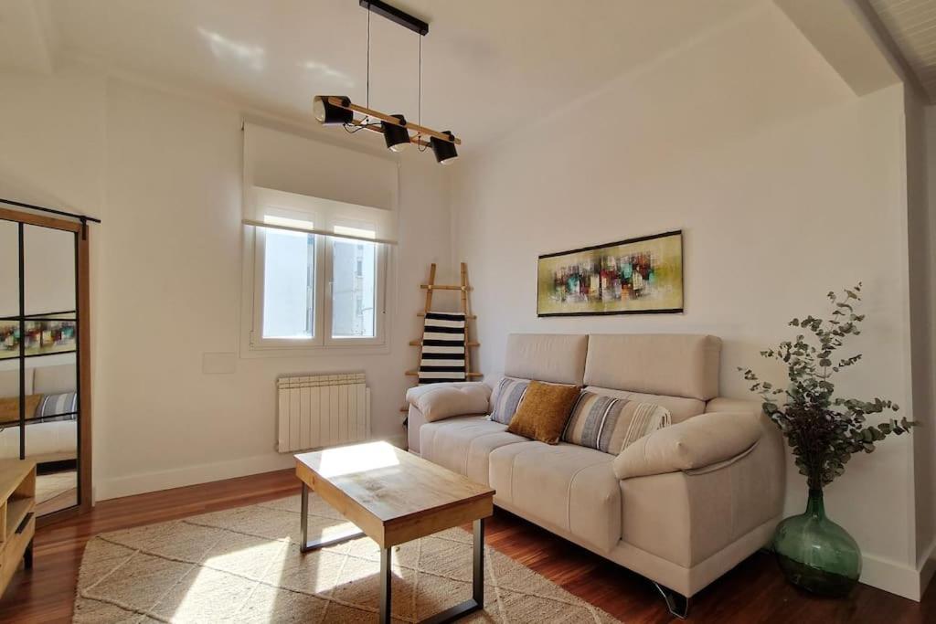 Cozy Apartment In The City Center By Aloha Bilbao Zewnętrze zdjęcie